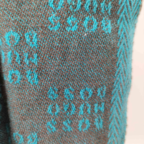 ボスヒューゴボス BOSS HUGO BOSS ウール100% イタリア製 ロゴ総柄マフラー メンズ