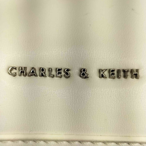 チャールズアンドキース CHARLES&KEITH ウラ二 スカーフラップドジオメトリックバッグ レディース