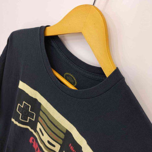 ADDICT 企業プリント Tシャツ メンズ JPN:XL