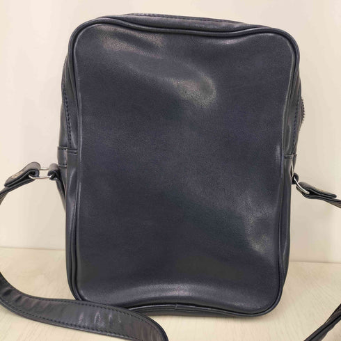 コムデギャルソン COMME des GARCONS フェイクレザー ショルダーバッグ レディース