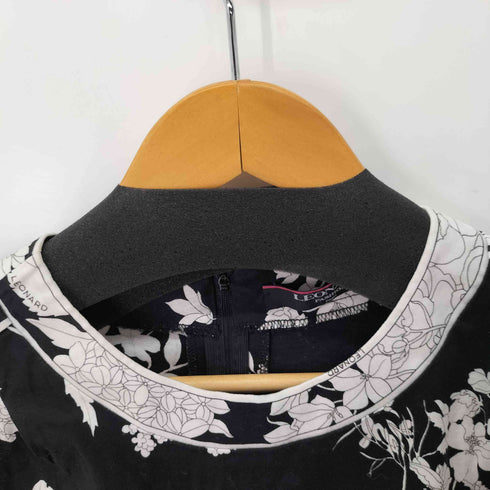 レオナールスポーツ LEONARD SPORT フラワー柄プリント クルーネックTシャツ レディース import:S