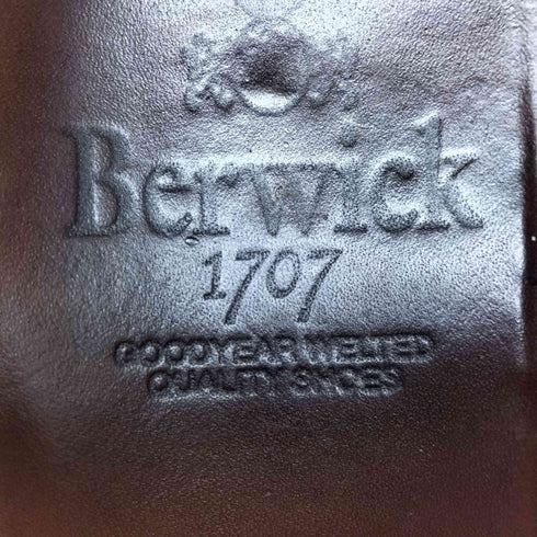 バーウィック Berwick 370 ブラック カーフ チャッカブーツ メンズ US:6
