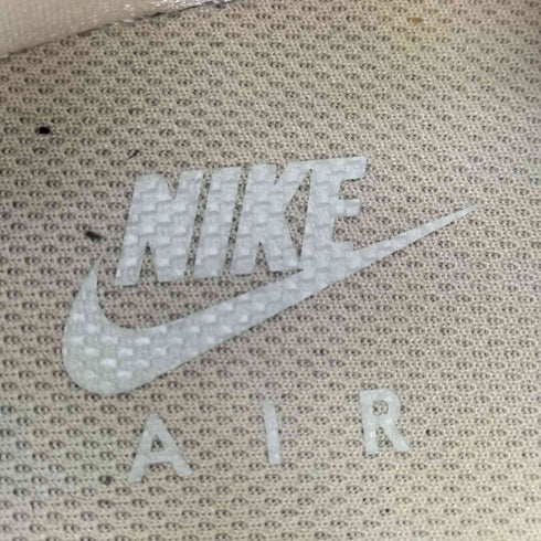 ナイキ NIKE ウィメンズエアフォース1 07 サンドドリフト メンズ JPN:24