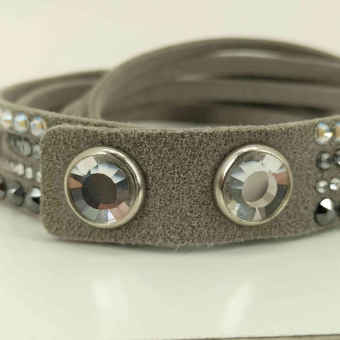 ダニエルスワロフスキー DANIEL SWAROVSKI レザー 4連 ブレスレット レディース