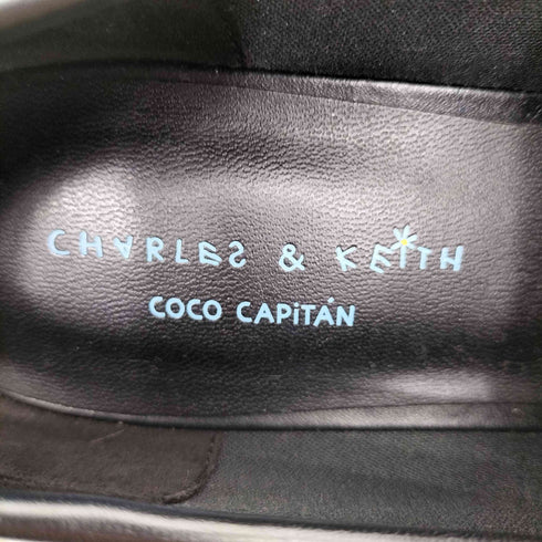 チャールズアンドキース CHARLES&KEITH Coco Capitan ペルリーネ フローラルエンブロイデッドチャンキーペニーローファー レディース 39