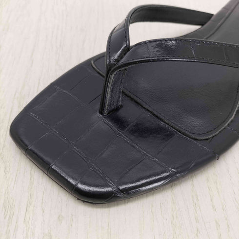 トーテム toteme THEFLIP-FLOP FLAT レディース 37