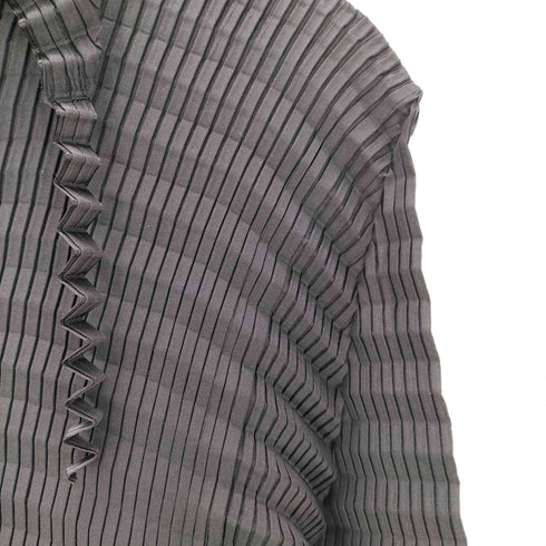 イッセイミヤケ ISSEY MIYAKE プリーツカーディガン レディース