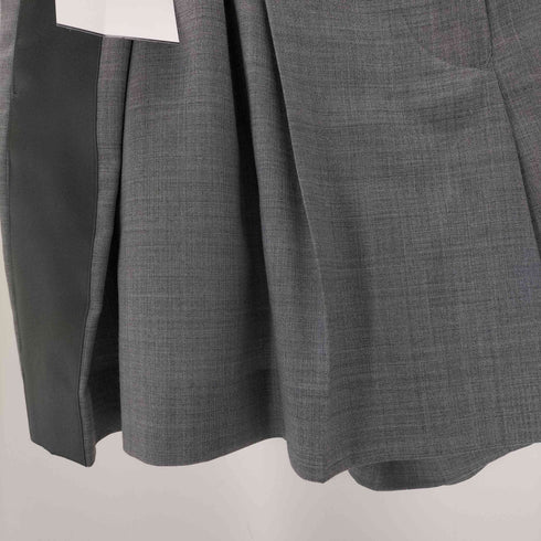 サカイ Sacai 21ss サイドライン タックショーツ レディース