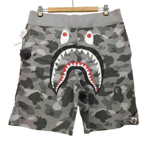 アベイシングエイプ A BATHING APE HONEYCOMB CAMO SHARK SWEAT SHORTS メンズ JPN:XL