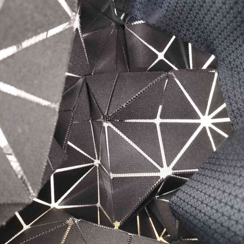 バオバオイッセイミヤケ BAO BAO ISSEY MIYAKE CARTON トートバック レディース