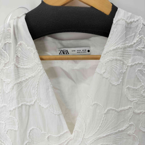 ザラ ZARA 刺繍入りボリュームドレス レディース import:M