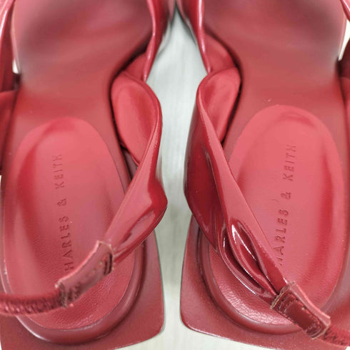 チャールズアンドキース CHARLES&KEITH パテント スリングバックトングサンダル レディース 40