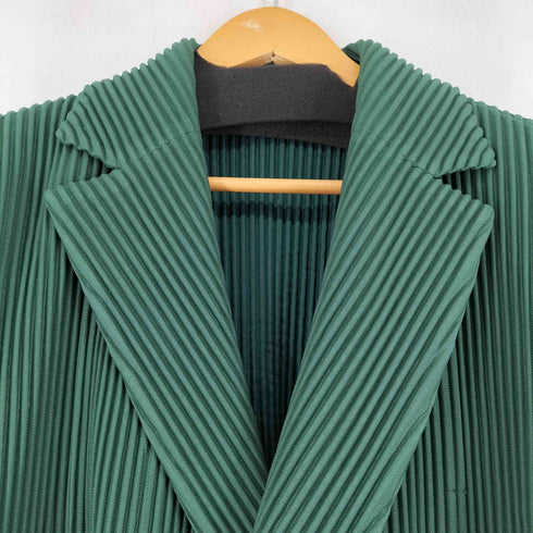 オムプリッセイッセイミヤケ HOMME PLISSE ISSEY MIYAKE TAILORED PLEATS1 プリーツ加工ショートダブルジャケット メンズ JPN:2