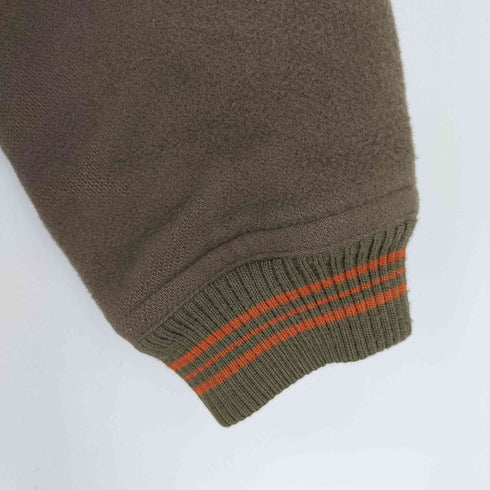PEYTONPLACEFORMEN 両面刺繍 ウールスタジャン メンズ