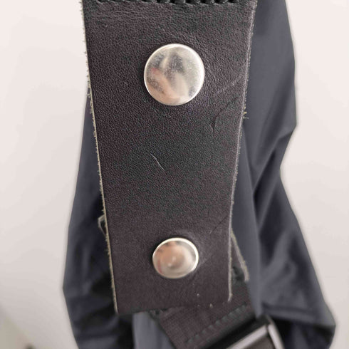 フーワット WhoWhat WRAP BAG M メンズ