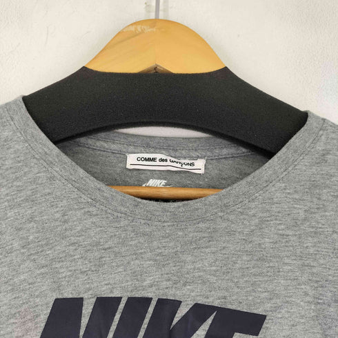 コムデギャルソン COMME des GARCONS ロゴプリント S/S Tシャツ メンズ JPN:M