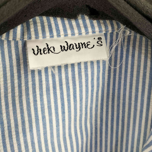 VICKI WAYNE ストライプクロップドシャツ レディース