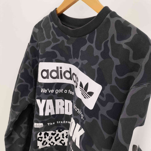 アディダス adidas YARD LOOK フロント プリント カモ 迷彩柄 クルーネック スウェット メンズ import:M