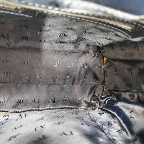 アルマーニジーンズ ARMANI JEANS エナメルハンドバッグ ロゴチャーム レディース