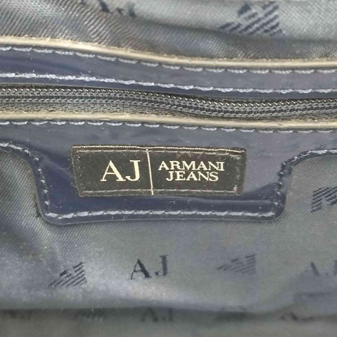アルマーニジーンズ ARMANI JEANS エナメルハンドバッグ ロゴチャーム レディース