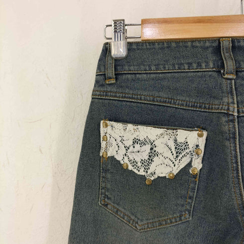 LIMIT EGSTACY ホワイトレースベルト 裾レース フレアデニムパンツ レディース