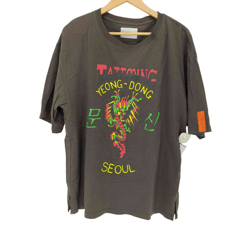 ブラック ウィドゥ BLACKWEIRDOS 22SS Yeong-Dong Tattoo Tee メンズ JPN:L
