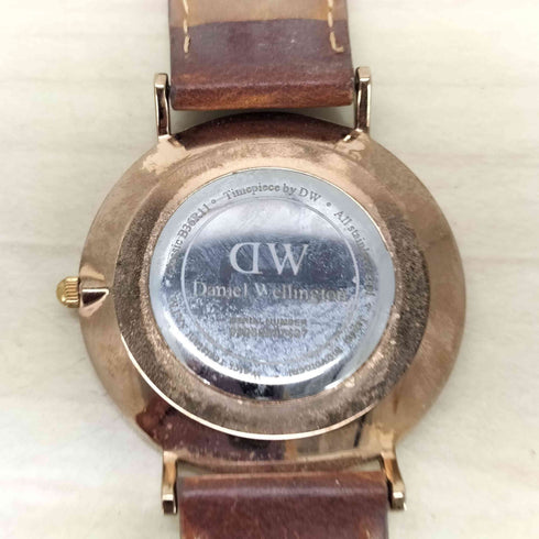ダニエルウェリントン Daniel Wellington アナログ レザーベルトウォッチ メンズ ONE SIZE