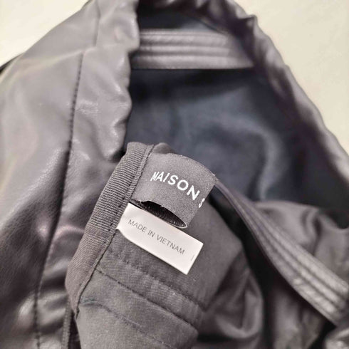 メゾンスペシャル MAISON SPECIAL Vegan Leather Effect Shoulder Drawstring Bag ヴィーガンレザーエフェクト巾着ショルダーバッグ レディース