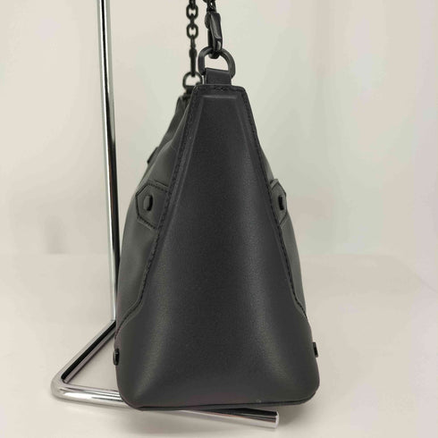 チャールズアンドキース CHARLES&KEITH チェーン ハンドル バッグ レディース