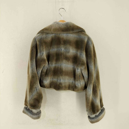 レコパン LES COPAINS MADE IN ITALY TREND クロップド フェイクファージャケット レディース EUR:42