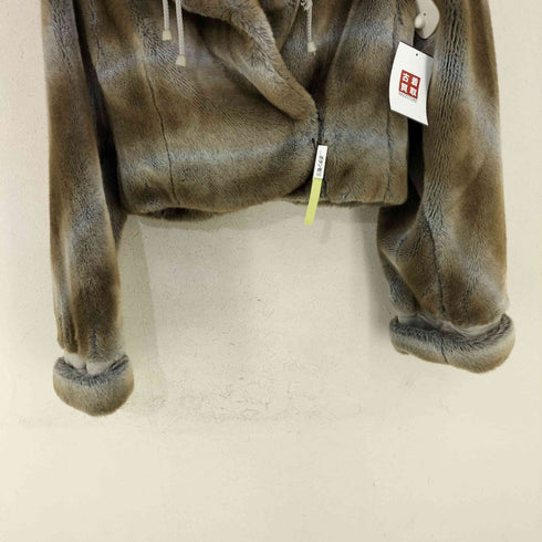 レコパン LES COPAINS MADE IN ITALY TREND クロップド フェイクファージャケット レディース EUR:42