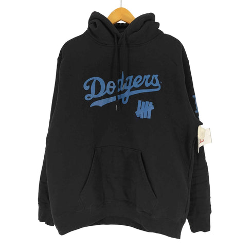 アンディフィーテッド UNDEFEATED WORLD CHAMPIONS モデル PRINT L/S HOODIE ベースボール チーム ロゴ プリント プルオーバー パーカー メンズ import:L