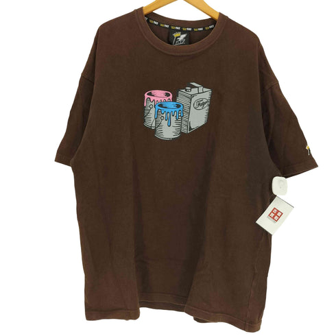 エフエーティー FAT TINCAN ペンキ バケツ プリント S/S Tシャツ メンズ JUMBO