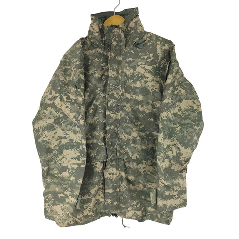 TENNIER INDUSTRIES社製 ECWCS UNIVERSAL CAMO GORE-TEX PARKA メンズ MEDIUM-REGULAR