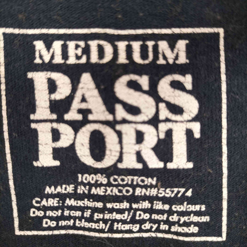 パスポート PASSPORT 両面プリント クルーネックTシャツ メンズ import:M