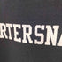 クォータースナックス QUARTERSNACKS ロゴプリント クルーネックスウェット メンズ import:M