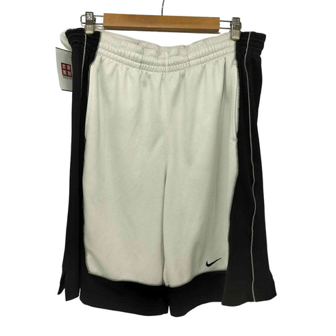 ナイキ NIKE バスパン メンズ M