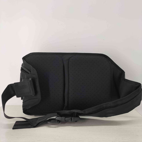 インケース incase Reform Sling Pack メンズ
