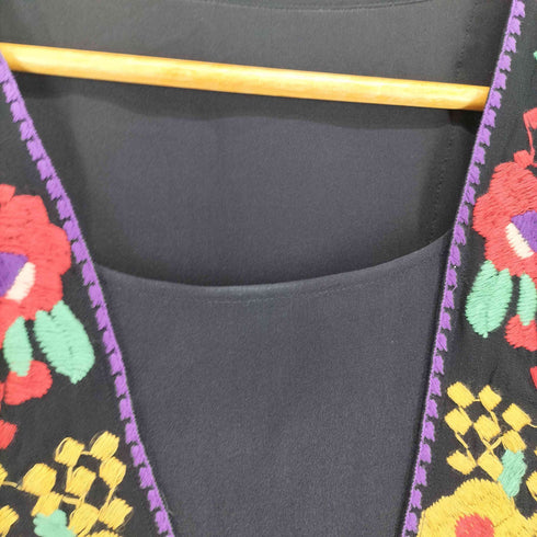 グレースコンチネンタル GRACE CONTINENTAL シルク100 フラワー刺繍ブラウス レディース JPN:36