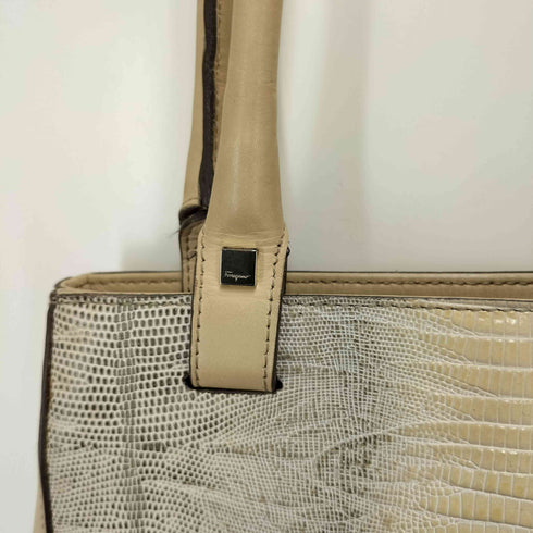 サルヴァトーレフェラガモ Salvatore Ferragamo クロコ型押し ハンドバッグ レディース