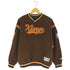 エクストララージ XLARGE BASEBALL LOGO EMBROIDERED V NECK SWEATSHIRT ベースボールロゴ エンブロイダード Vネック スウェットシャツ メンズ import:S