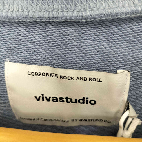 ビバスタジオ vivastudio LOCATION CREWNECK メンズ JPN:M