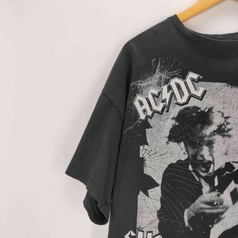 2009 shoot to thrill バンドTシャツ メンズ