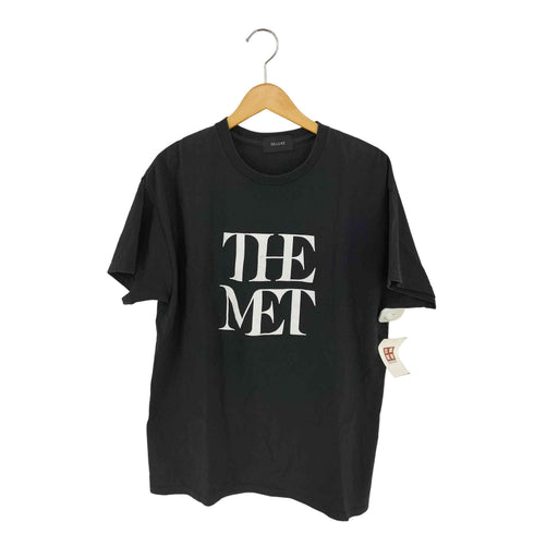 デラックス DELUXE THE MET LOGO TEE メンズ L