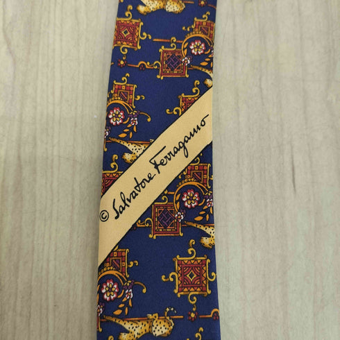 サルヴァトーレフェラガモ Salvatore Ferragamo MADE IN ITALY 総柄シルクネクタイ メンズ