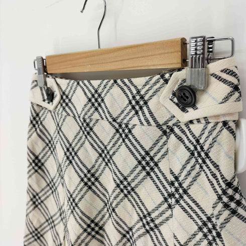 バーバリーブルーレーベル BURBERRY BLUE LABEL ノバチェック サイド ボタン フリンジ フレア ミニ スカート レディース EUR:36