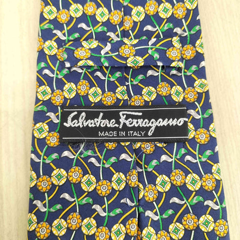 サルヴァトーレフェラガモ Salvatore Ferragamo MADE IN ITALY 花柄 シルクネクタイ メンズ