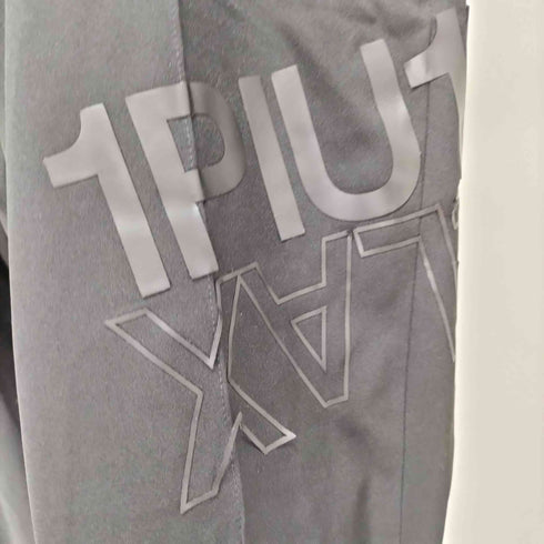 ウノピゥウノウグァーレトレリラックス 1PIU1UGUALE3 RELAX アタックロゴテーパードパンツ メンズ JPN:S