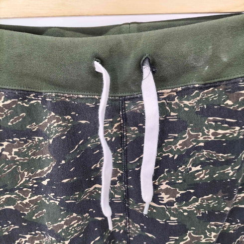 チャンピオン Champion カモ柄 ポイントトリコ刺繍ショートパンツ メンズ LAEGE