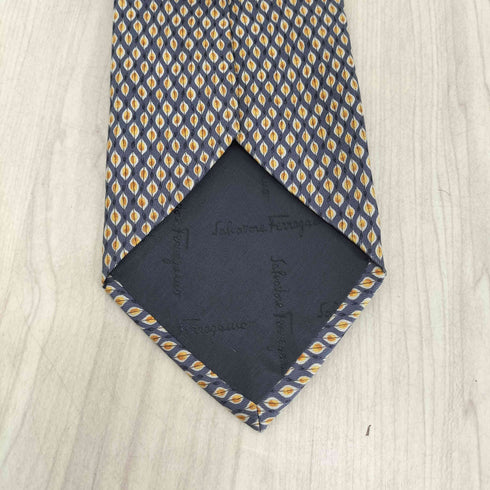 サルヴァトーレフェラガモ Salvatore Ferragamo 総柄ネクタイ メンズ